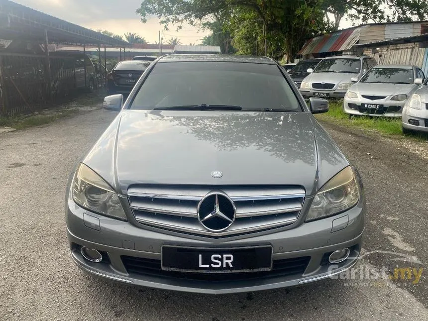 2010 Mercedes-Benz C200 Sedan