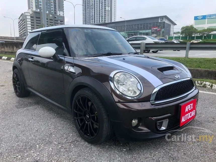 2011 MINI Cooper S Hatchback