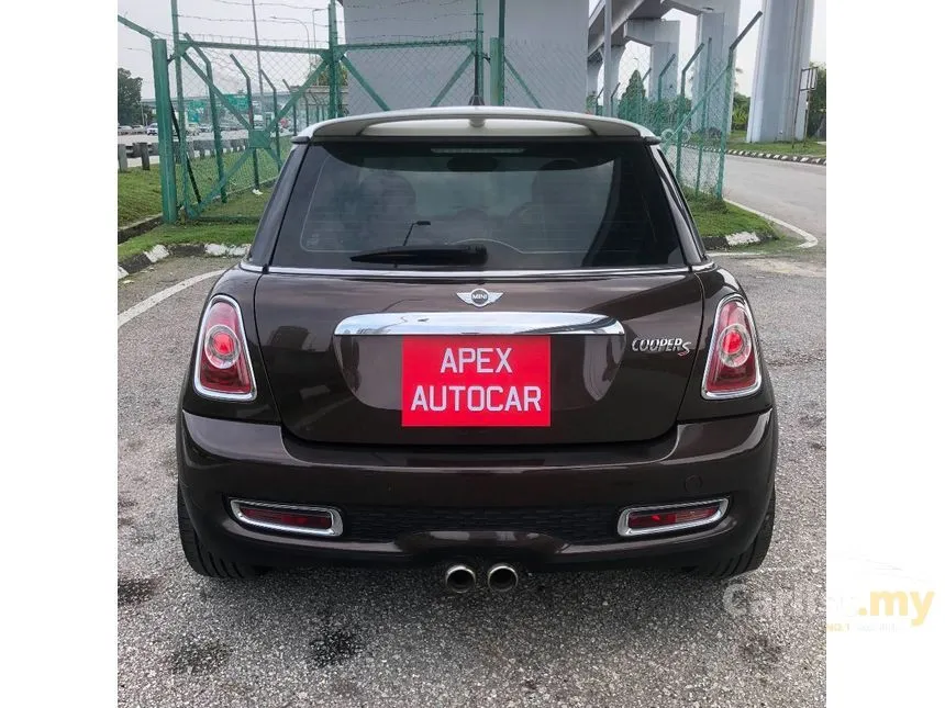 2011 MINI Cooper S Hatchback