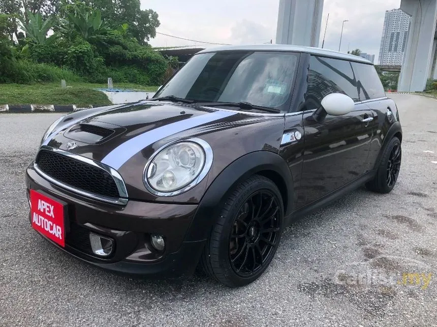 2011 MINI Cooper S Hatchback