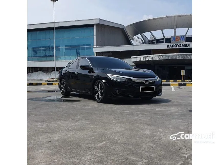 2017 Honda Civic ES Sedan