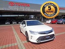 2015 Toyota Camry 2.5L Hybrid - FULL LOAN + HYBRID WARRANTY + FREE 1 YEAR SERVICE BY AUTHORIZED TOYOTA DEALER