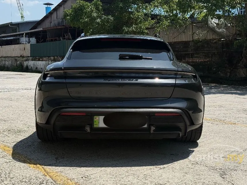 2022 Porsche Taycan Turbo Cross Turismo Wagon