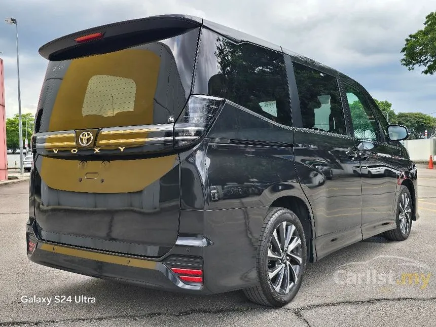 2023 Toyota Voxy S-Z MPV
