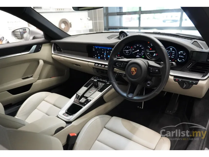 2022 Porsche 911 Carrera Coupe