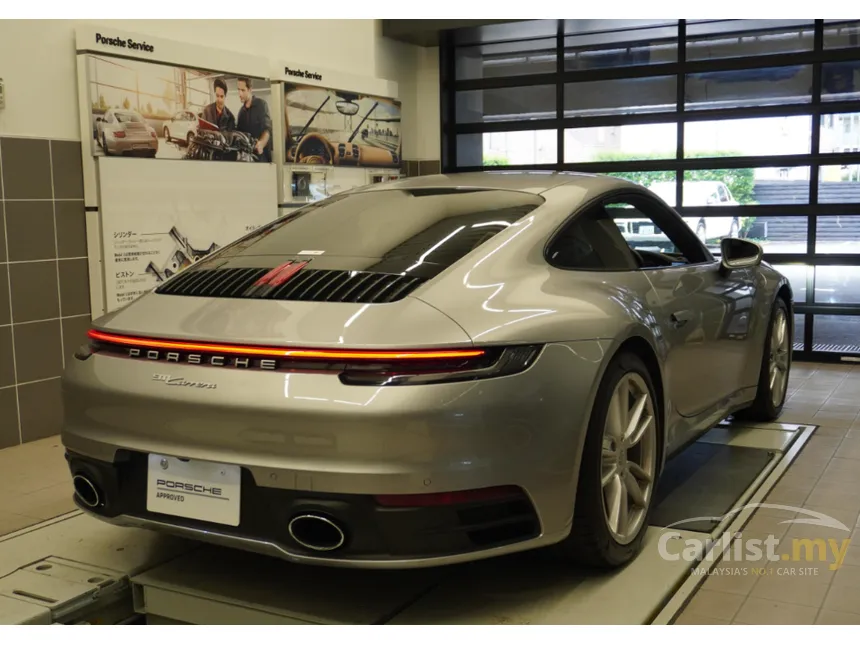 2022 Porsche 911 Carrera Coupe