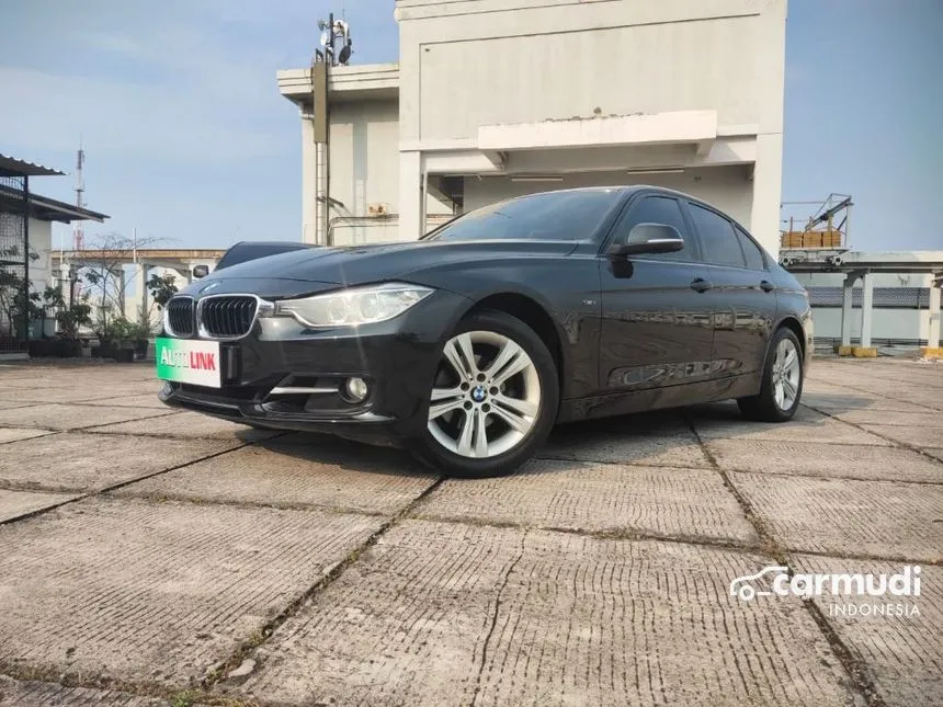 2014 BMW 320i Sport Sedan