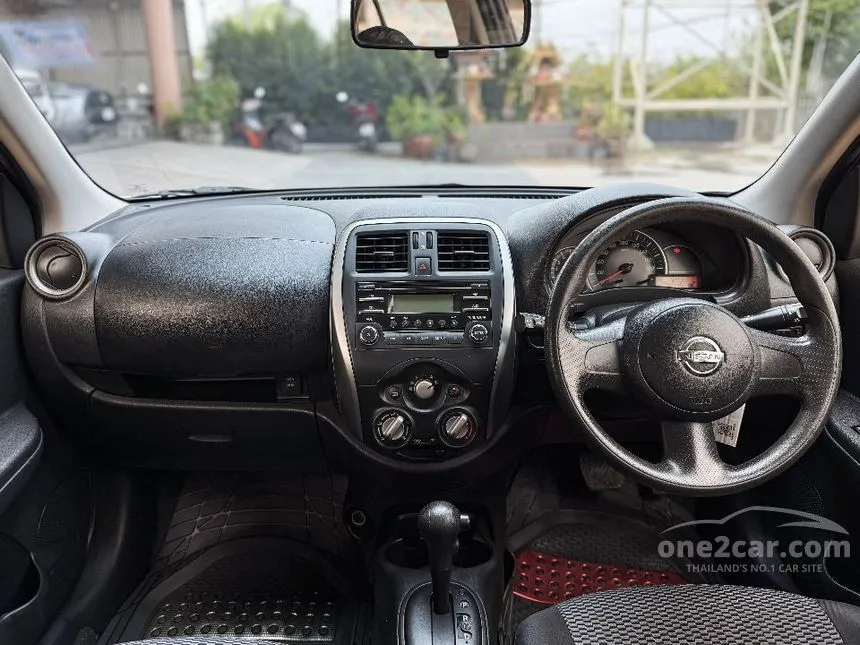 2017 Nissan MARCH E Hatchback