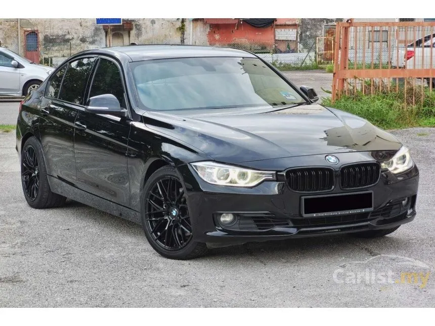 2012 BMW 328i Luxury Line Sedan