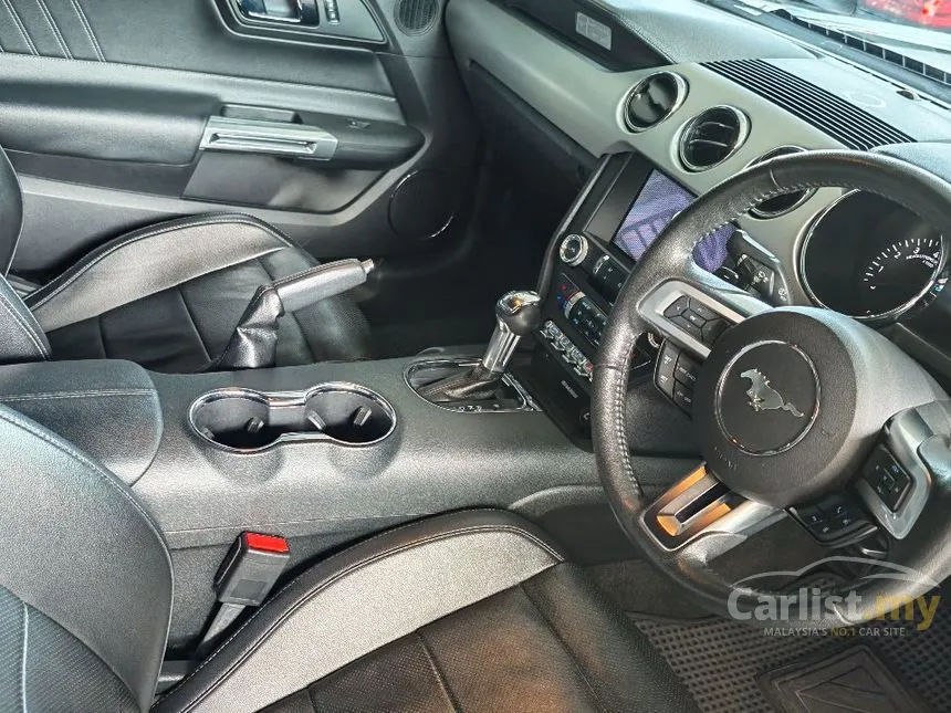 2018 Ford MUSTANG EcoBoost Coupe