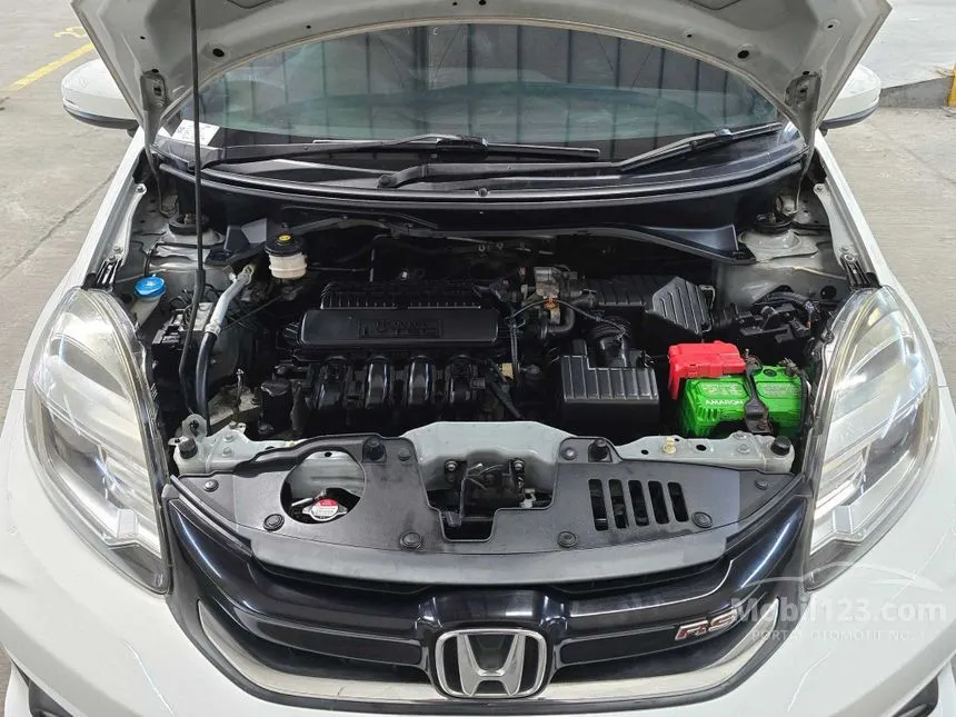 2016 Honda Brio RS Hatchback