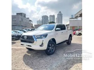 2022 Toyota Hilux 2.4 V Pick-up, Ready Stock