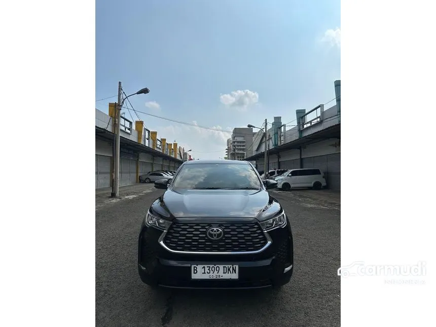 2022 Toyota Kijang Innova Zenix V (Premium Color) MPV