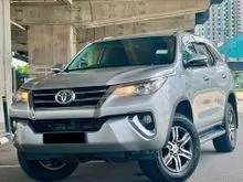 2018 Toyota Fortuner 2.4 4X4 SUV // Full Service Record Toyota // 1 Owner // Turbodiesel Engine // 6 Speed Auto // Push Start // 4WD 2H 4H 4L //