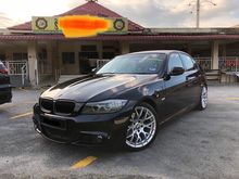 2010 BMW 323i 2.5 Sedan