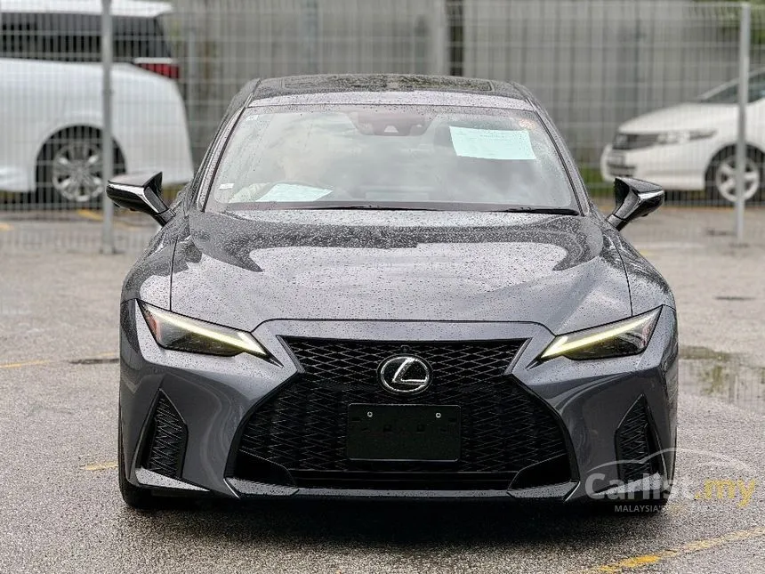 2022 Lexus IS 300 F Sport Sedan