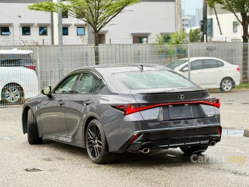 2022 Lexus IS 300 F Sport Sedan