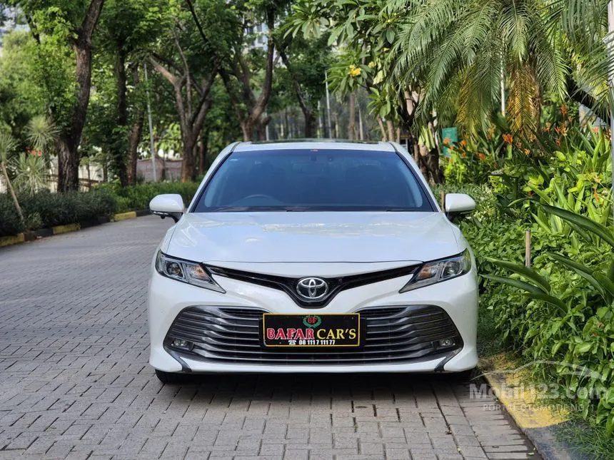 2021 Toyota Camry V Sedan