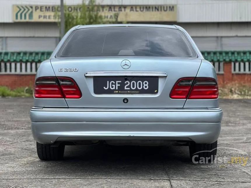 1998 Mercedes-Benz E230 Classic Sedan