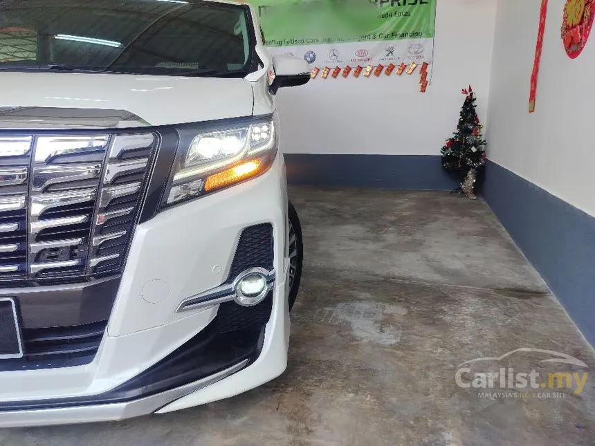 2015 Toyota Alphard SC MPV
