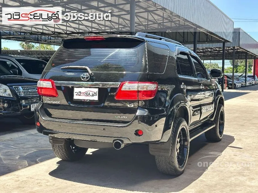 2009 Toyota FORTUNER V SUV
