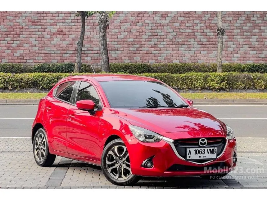 2015 Mazda 2 R (Soul Red Color) Hatchback