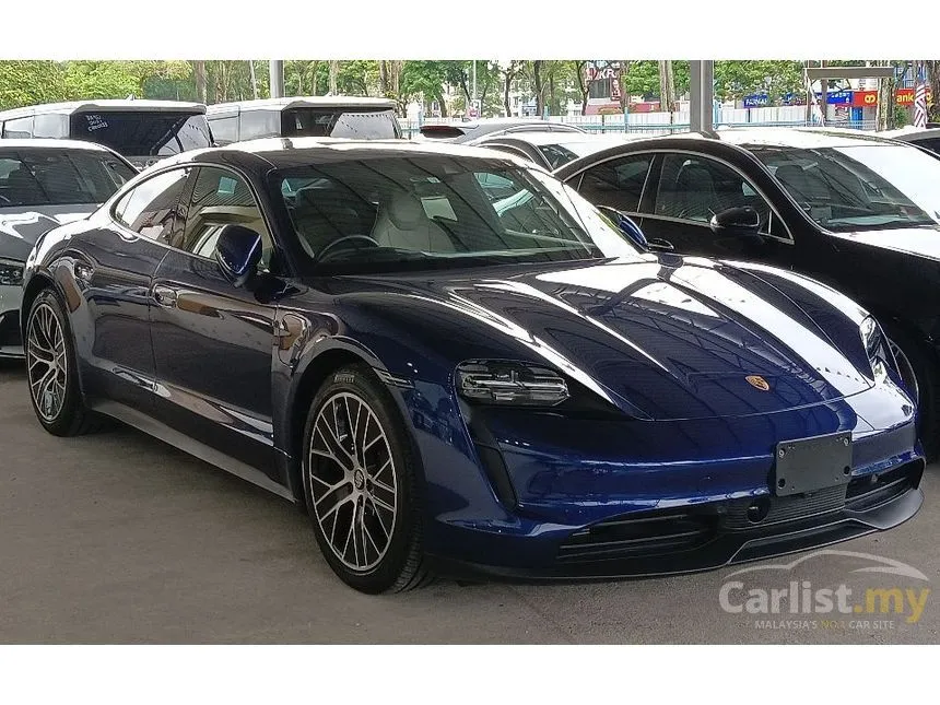 2022 Porsche Taycan Sedan