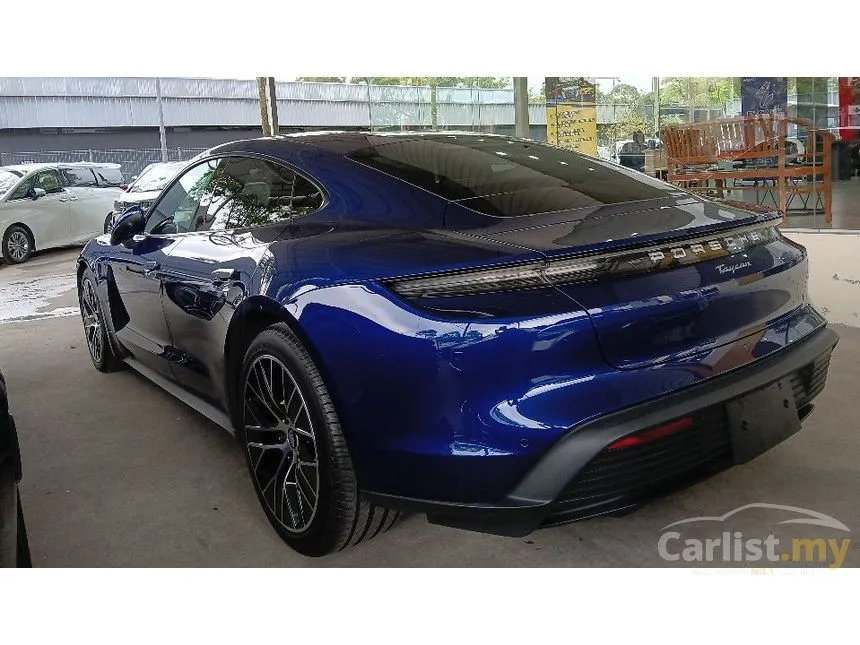 2022 Porsche Taycan Sedan