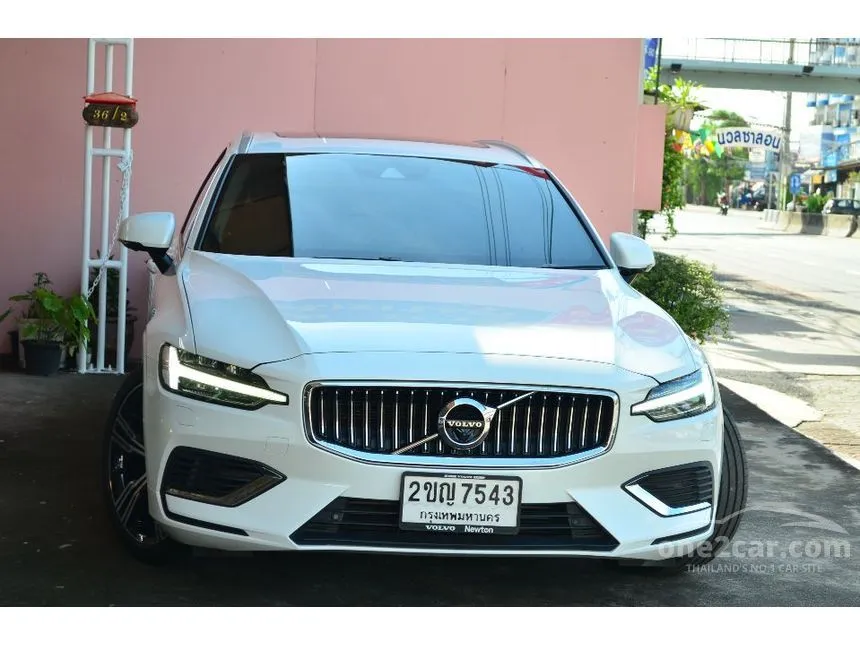 2021 Volvo V60 T8 Inscription Wagon