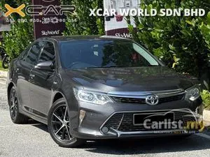2016 Toyota Camry 2.5 Hybrid Sedan