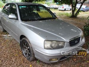 2002 Hyundai Elantra 1.8 Sedan -- WELL MAINTAINED --