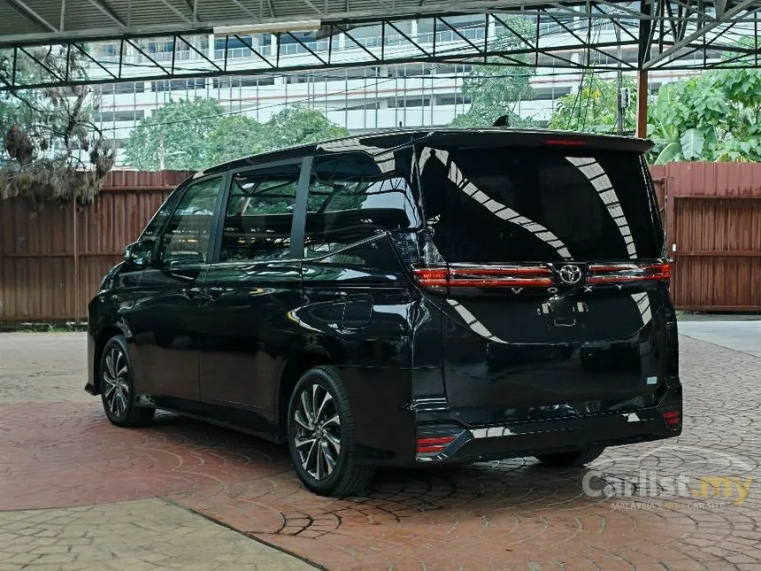 2024 Toyota Voxy S-Z MPV