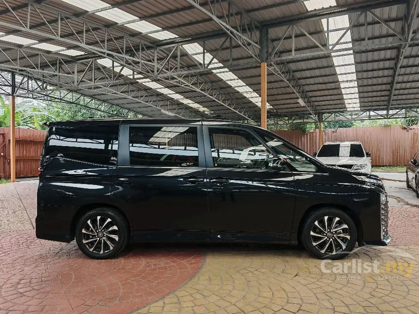 2024 Toyota Voxy S-Z MPV
