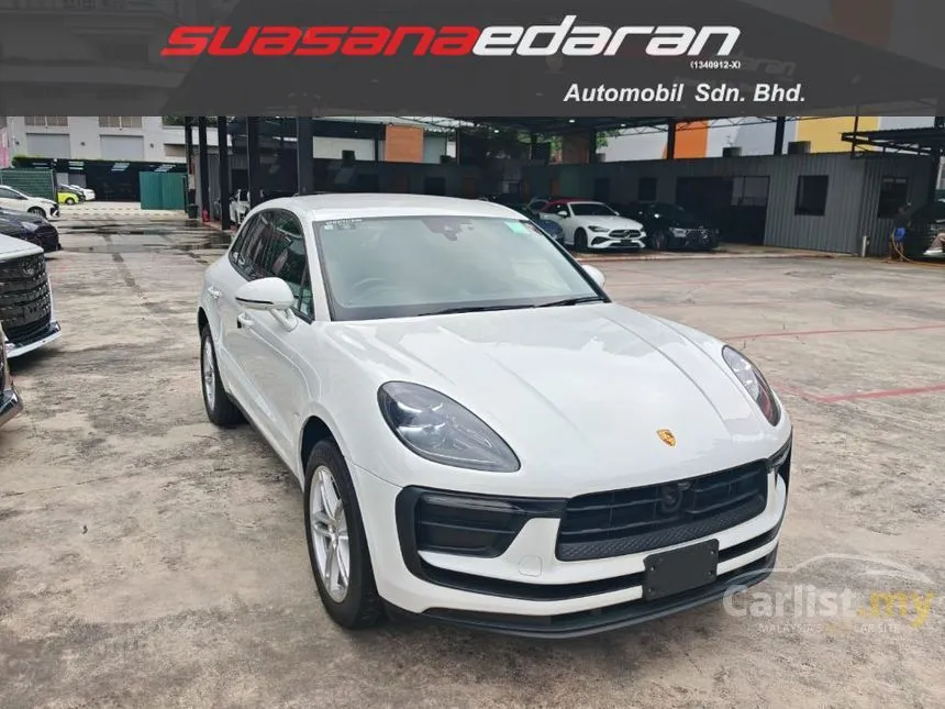 2022 Porsche Macan SUV
