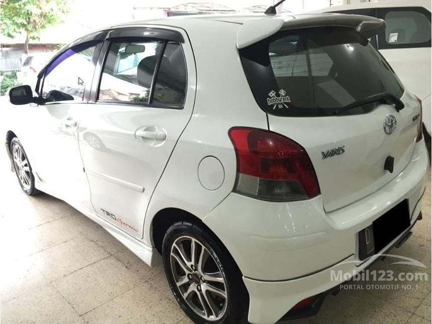 Jual Mobil Toyota Yaris 2010 Trd Sportivo 1 5 Di Jawa Barat Automatic Hatchback Putih Rp 142 000 000 3216689 Mobil123 