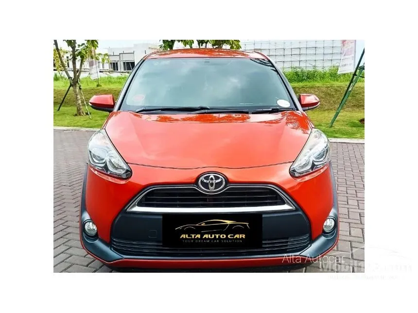 Jual Mobil Toyota Sienta 2017 V 1.5 di Banten Automatic MPV Orange Rp 165.000.000