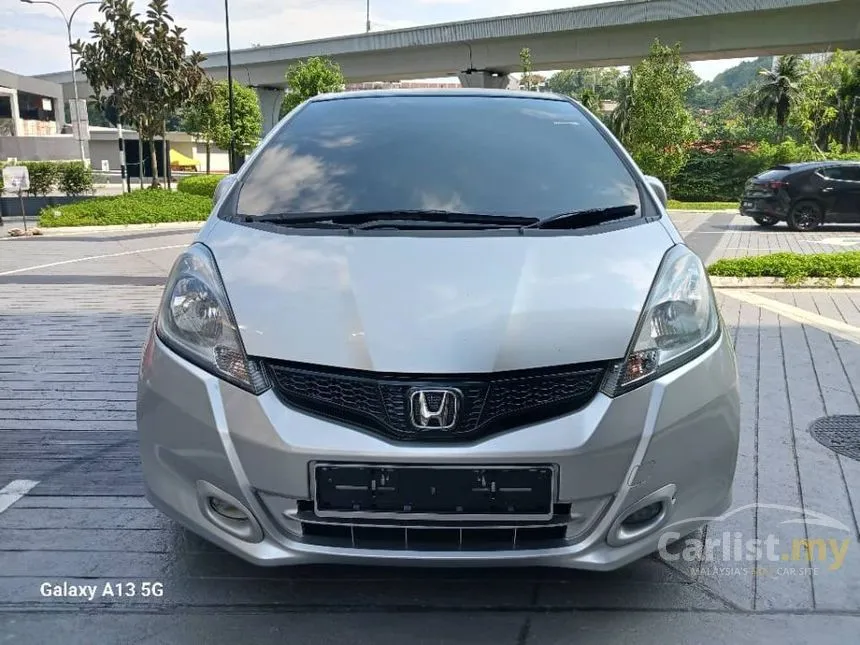 2013 Honda Jazz i-VTEC Hatchback