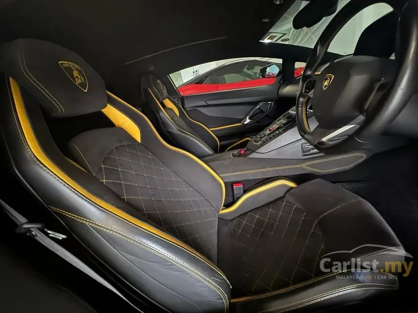 2017 Lamborghini Aventador S Coupe