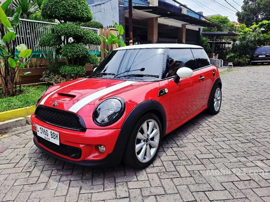 2013 MINI Cooper S 3 Door Hatchback