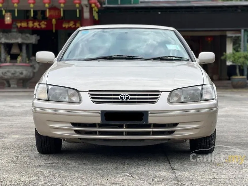 2000 Toyota Camry GX Sedan