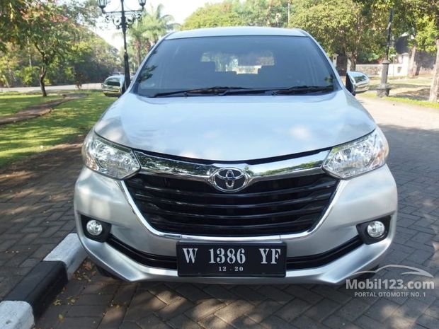 Toyota Mobil bekas  dijual di Jember  Jawa  timur  Indonesia 