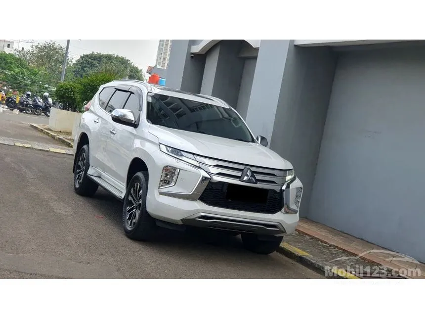 2023 Mitsubishi Pajero Sport Dakar 4x2 SUV