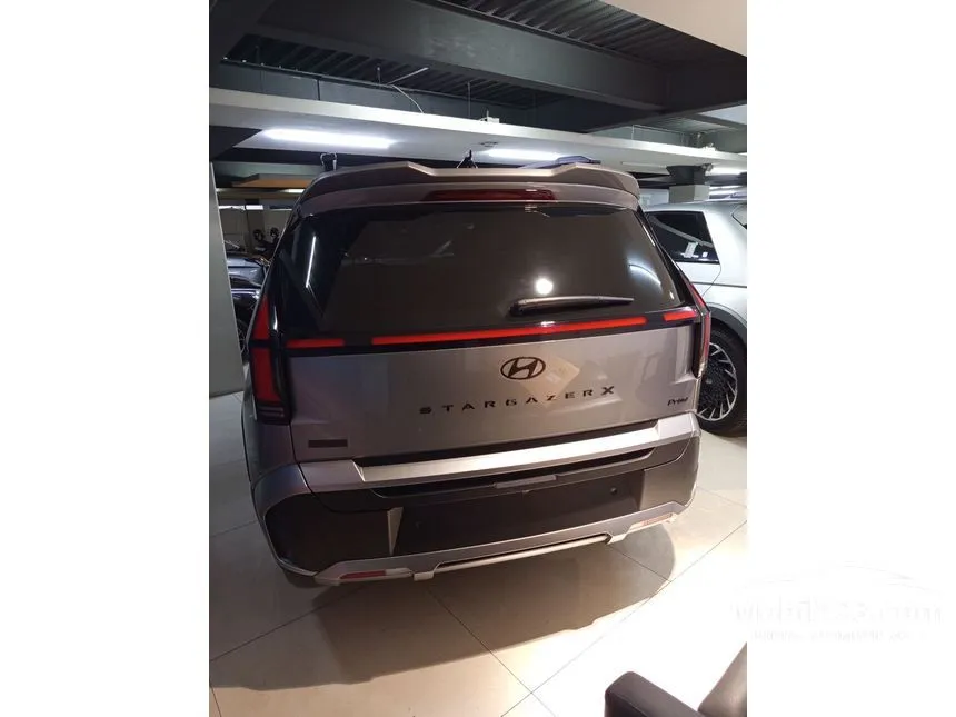 2026 Hyundai Stargazer Cartenz X Style Captain Seat 6 Seater (Gravity Gold Matte) MPV