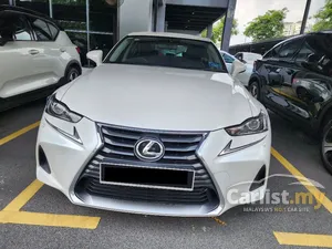 2018 Lexus IS 300 2.0 Premium Sedan