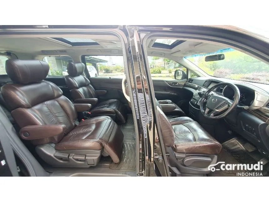 2014 Nissan Elgrand Highway Star MPV