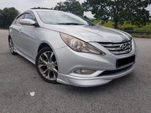 Hyundai Sonata GLS 2.0 (A) Sedan LEATHER SEAT / REAR ENTERTAINMENT