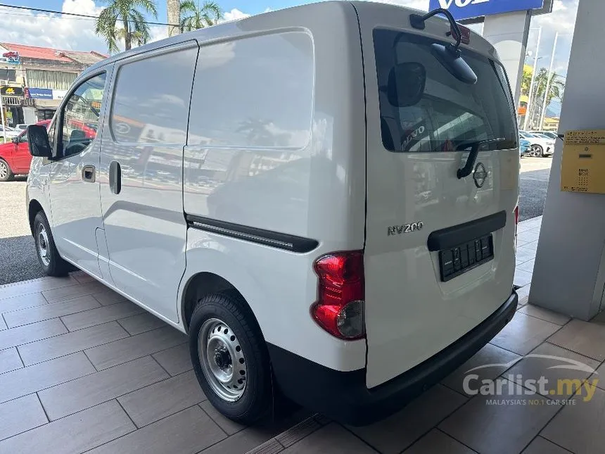 2026 Nissan NV200 Panel Van
