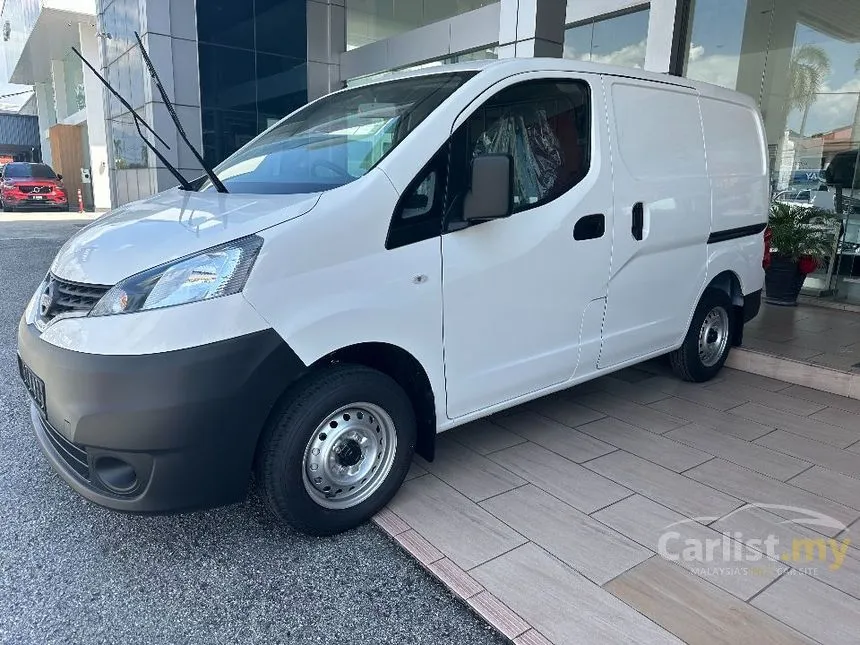 2026 Nissan NV200 Panel Van