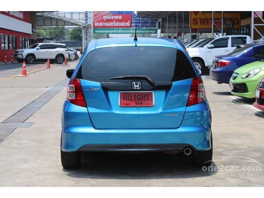 2008 Honda Jazz SV VTEC Hatchback