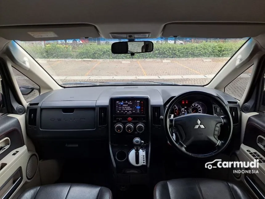 2015 Mitsubishi Delica D5 MPV